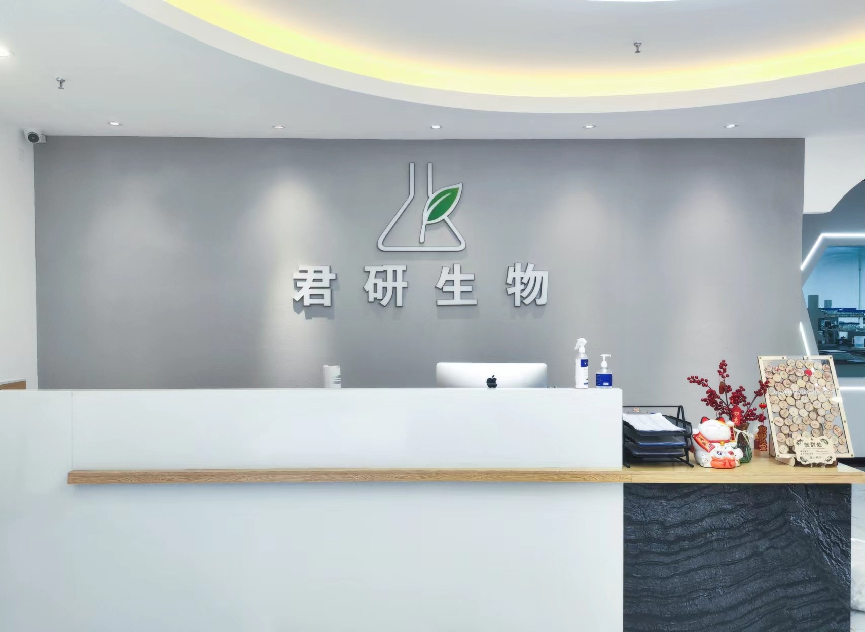 7bf6f160950405e98f4c69676192809d431a7b073be5e96f3db6aeaa0f2e606494f4d42203b41f9c