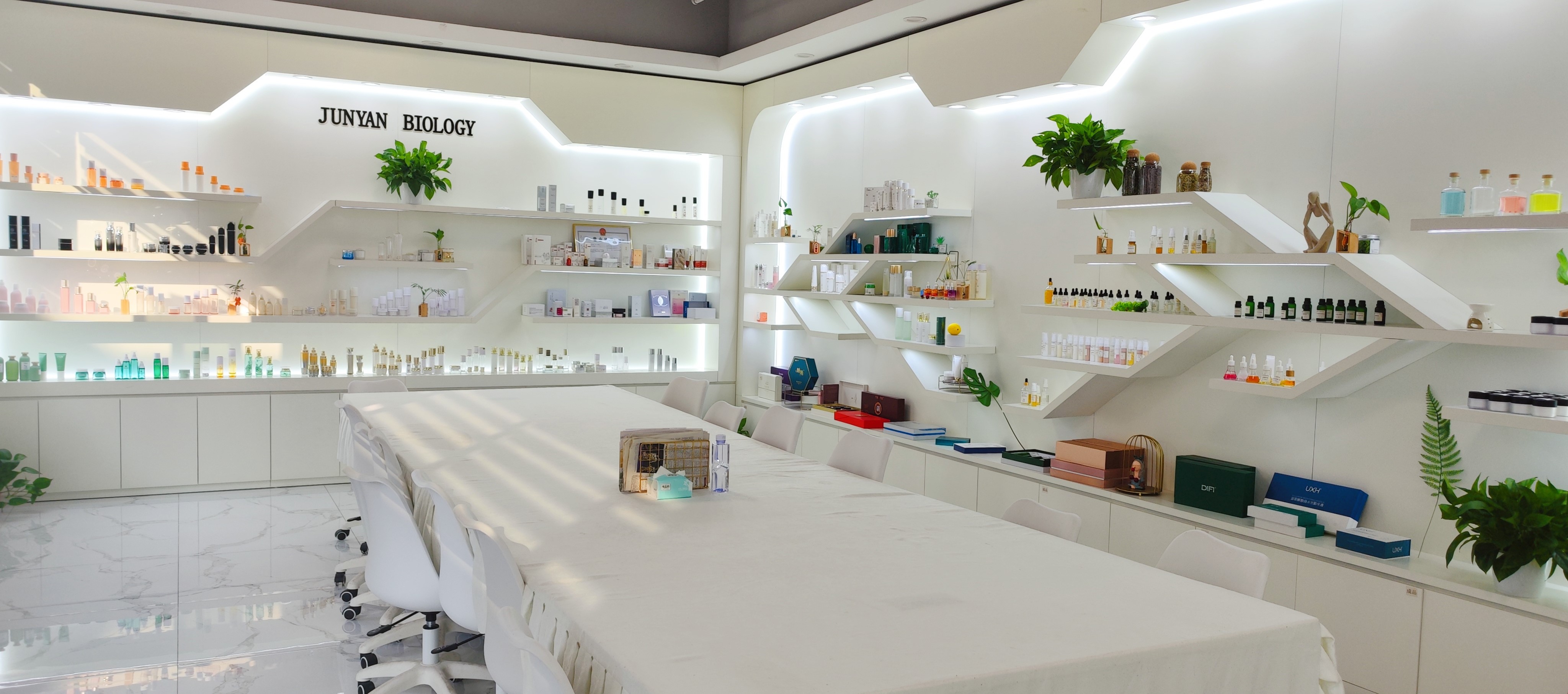 f1ad6e49b83d737b259815e456225d8e52f0adc35722d77cc3fb36f352a88eae7c68b65c5dfb6a09